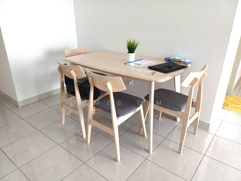 Kediaman Servis untuk Disewa di Vision City Youth City - James Lim - Dining Room - PropertyGuru.com.my