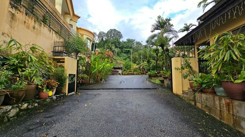 Freehold Double Storey Bungalow With Huge Land @ Bukit Gasing, Petaling Jaya untuk Untuk Dijual - RM 9,200,000, Feb 2026 - Exterior - PropertyGuru.com.my