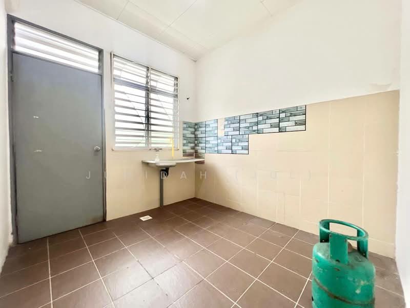 1-storey Terraced House for Sale in Jenjarom (Selangor) - JUMIDAH (JUE) - Kitchen - PropertyGuru.com.my