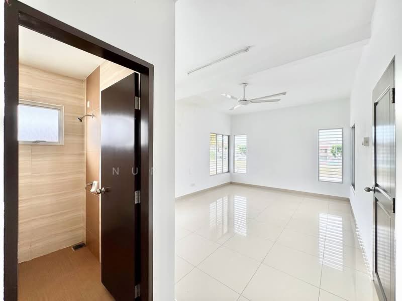 2-storey Terraced House for Sale in Kuala Selangor (Selangor) - Nurul Izza - Bathroom - PropertyGuru.com.my