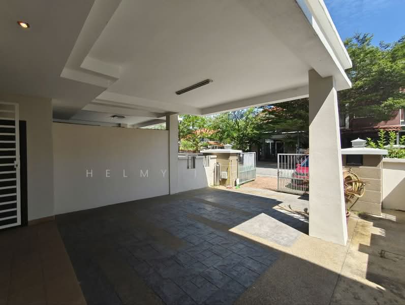 2-storey Terraced House for Sale in Alam Impian (Shah Alam) - HELMY IZZUDIN - Exterior - PropertyGuru.com.my