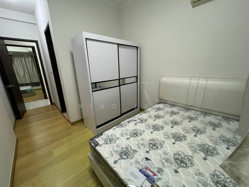 Condominium for Rent at Amberside @ Country Garden Danga Bay - Kino Jaw - Bedroom - PropertyGuru.com.my