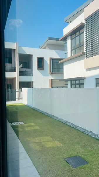 Semi-Detached House for Sale in Kajang (Selangor) - Noraini Dahan - Outdoor Space - PropertyGuru.com.my
