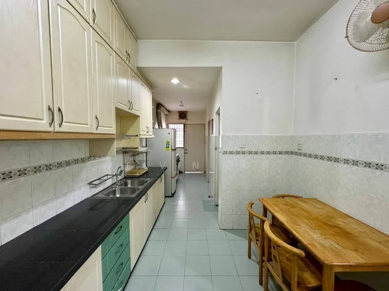 Sungai Nibong untuk Untuk Dijual - RM 1,150,000, Feb 2026 - Kitchen - PropertyGuru.com.my
