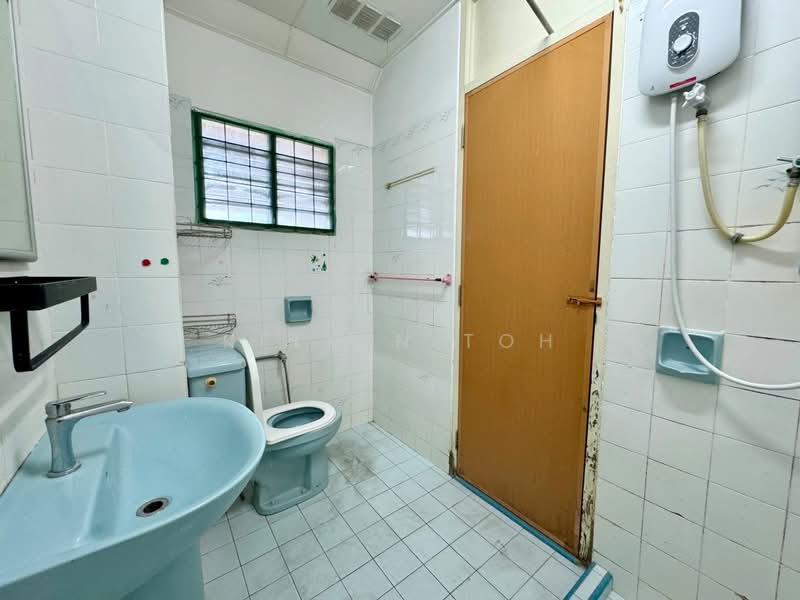 Sungai Nibong untuk Untuk Dijual - RM 1,150,000, Feb 2026 - Bathroom - PropertyGuru.com.my