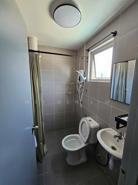 Apartment for Rent at PANGSAPURI SELANGORKU SENA - Wei Wen Lim - Bathroom - PropertyGuru.com.my