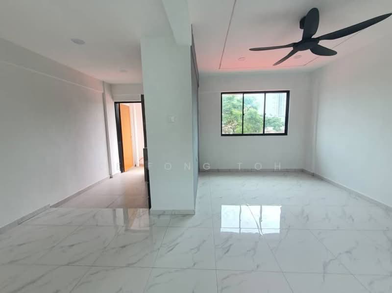 Flat for Sale at Taman Molek - Ee Fong Toh - Interior - PropertyGuru.com.my
