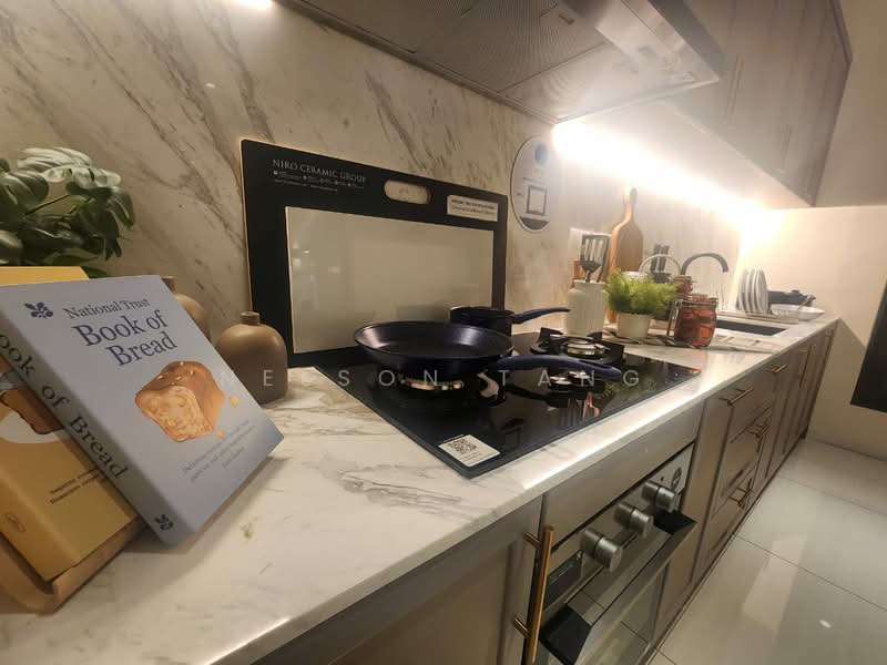 Condominium for Sale at Queens Residences Q3 @ Queens Waterfront - Nelson Tang - Kitchen - PropertyGuru.com.my