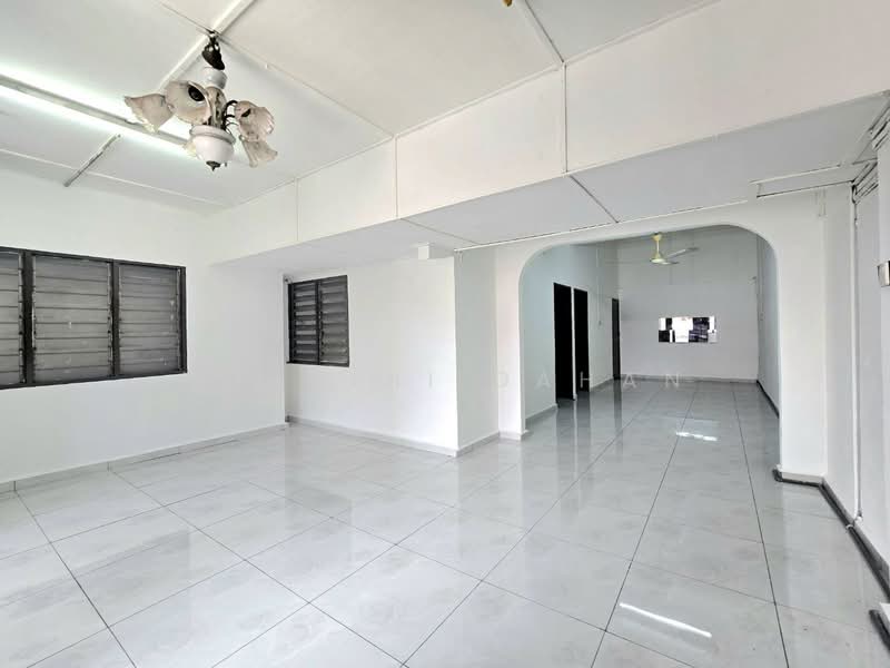 1-storey Terraced House for Sale in Cheras (Kuala Lumpur) - Noraini Dahan - Living Room - PropertyGuru.com.my