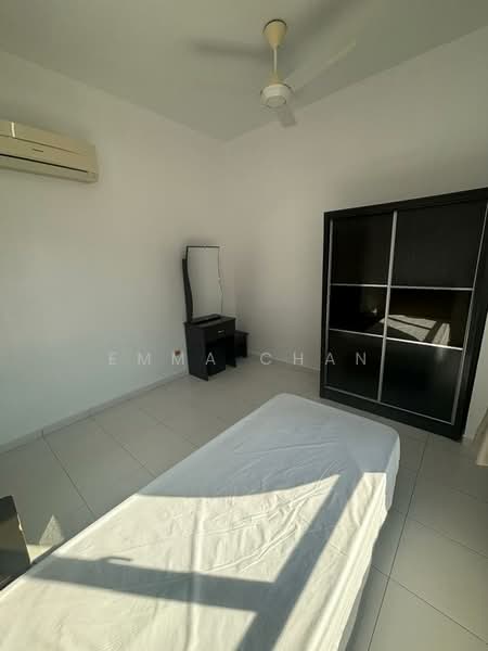 Apartment for Rent at One World 2 (1-Sky) - Emma Chan - Bedroom - PropertyGuru.com.my
