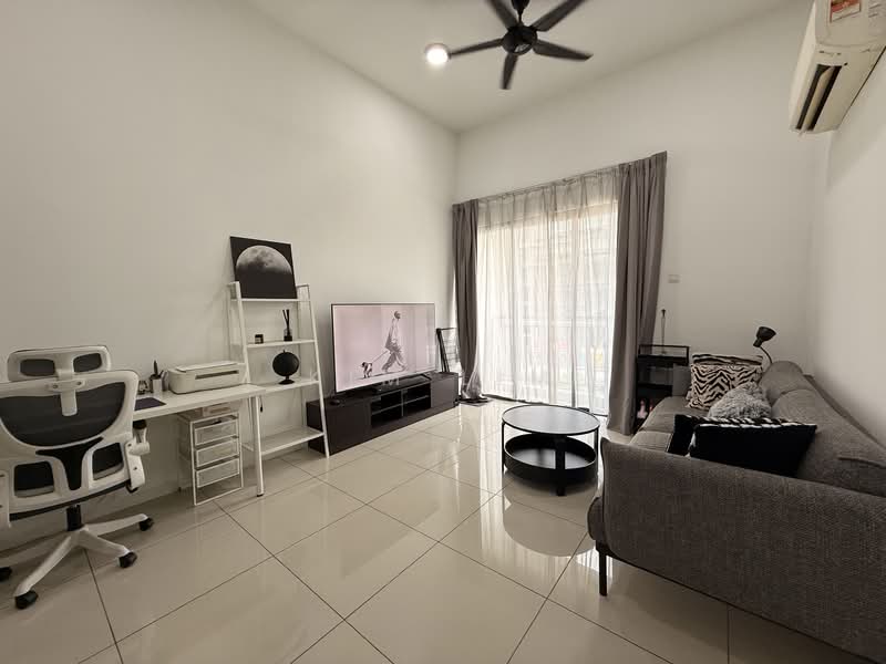 Urbana Residences untuk Untuk Disewa - RM 2,800 /bulan, Feb 2026 - Living Room - PropertyGuru.com.my