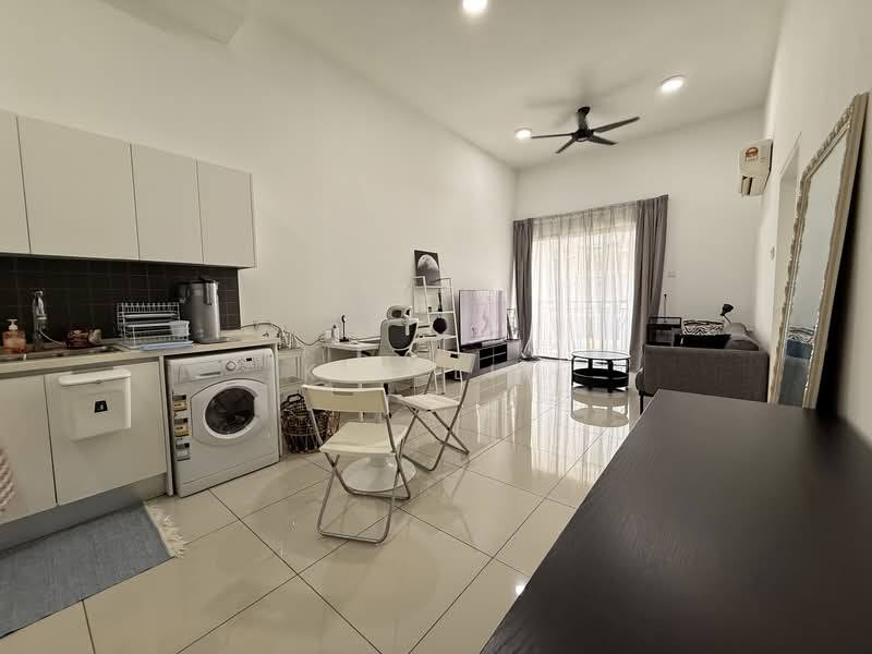 Urbana Residences untuk Untuk Disewa - RM 2,800 /bulan, Feb 2026 - Living Room - PropertyGuru.com.my