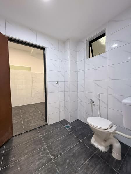 2-storey Terraced House for Sale in Kota Tinggi (Johor) - Chen Shieh Yu - Bathroom - PropertyGuru.com.my