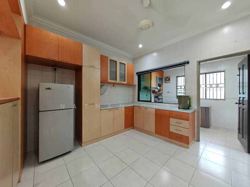 2-storey Terraced House for Sale in Taman Impian Emas (Skudai) - Nathan Chan - Kitchen - PropertyGuru.com.my
