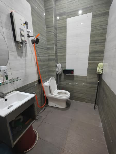 Taman JP Perdana untuk Untuk Disewa - RM 1,800 /bulan, Mac 2026 - Bathroom - PropertyGuru.com.my