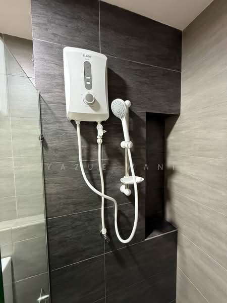 Service Residence for Rent at Maya Bay Residences @ Gamuda Cove - Syazue Wanie - Bathroom - PropertyGuru.com.my