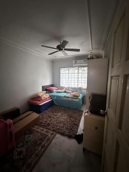 1.5-storey Terraced House for Sale in Taman Cheras Utama (Cheras) - JUMIDAH (JUE) - Bedroom - PropertyGuru.com.my