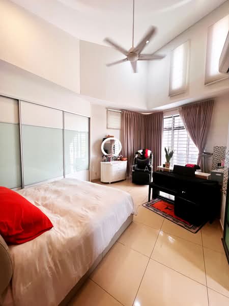 2-storey Terraced House for Sale in Laman Glenmarie (Shah Alam) - Weng Tan - Bedroom - PropertyGuru.com.my