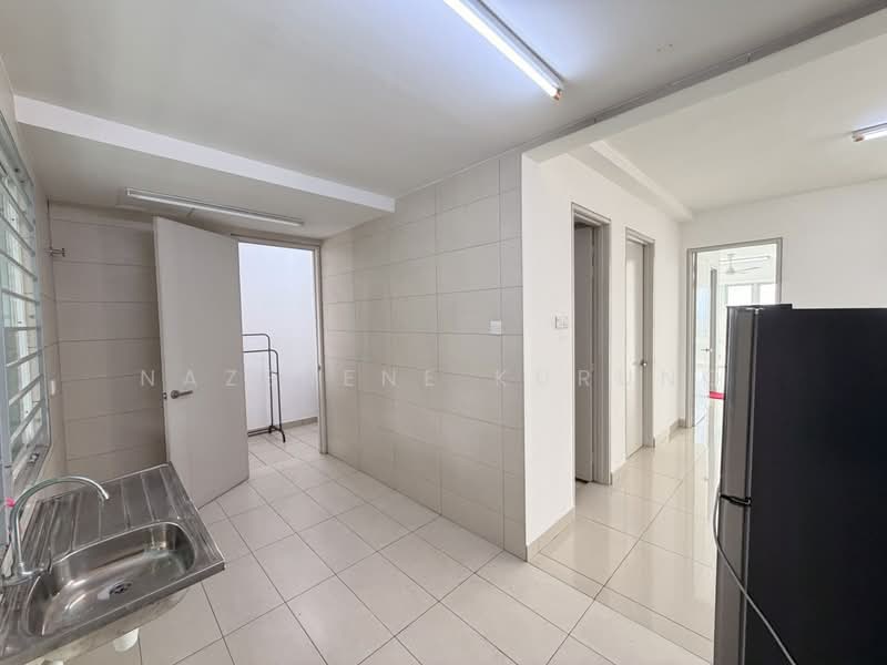 Condominium for Sale at Vision Residence (V'Residence) - Nazerene Kurung - Kitchen - PropertyGuru.com.my