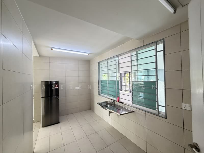 Condominium for Sale at Vision Residence (V'Residence) - Nazerene Kurung - Kitchen - PropertyGuru.com.my