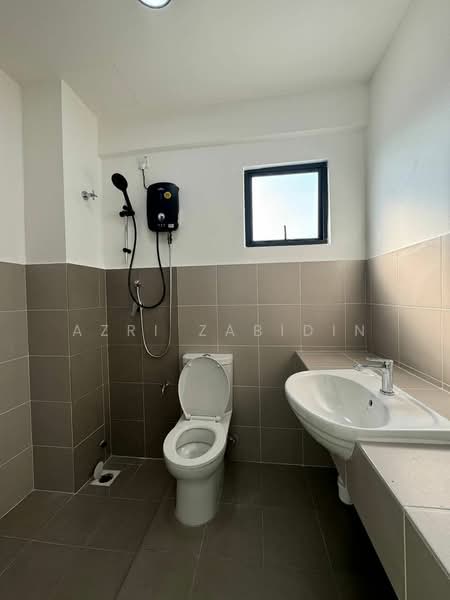 2-storey Terraced House for Rent in Bandar Puncak Alam (Puncak Alam) - Azri Zabidin - Bathroom - PropertyGuru.com.my