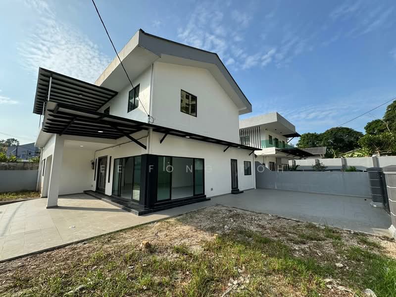 Semi-Detached House for Sale in Kampung Mahmoodiah (Johor Bahru) - Ee Fong Toh - Exterior - PropertyGuru.com.my