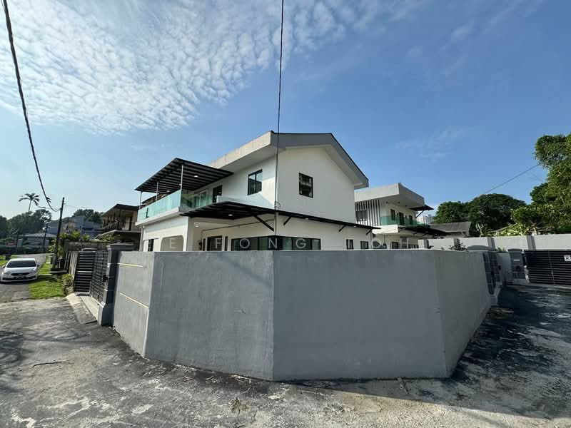 Semi-Detached House for Sale in Kampung Mahmoodiah (Johor Bahru) - Ee Fong Toh - Exterior - PropertyGuru.com.my