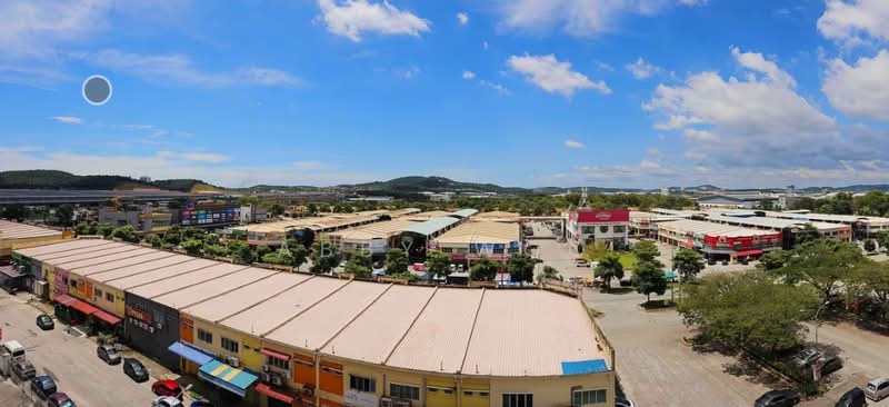 Service Residence for Rent at Sentrovue - Abby Woo - Exterior - PropertyGuru.com.my