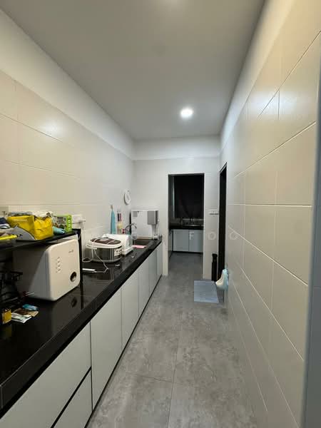 Cluster House for Sale in Taman Mount Austin (Tebrau) - Vison Foo - Kitchen - PropertyGuru.com.my