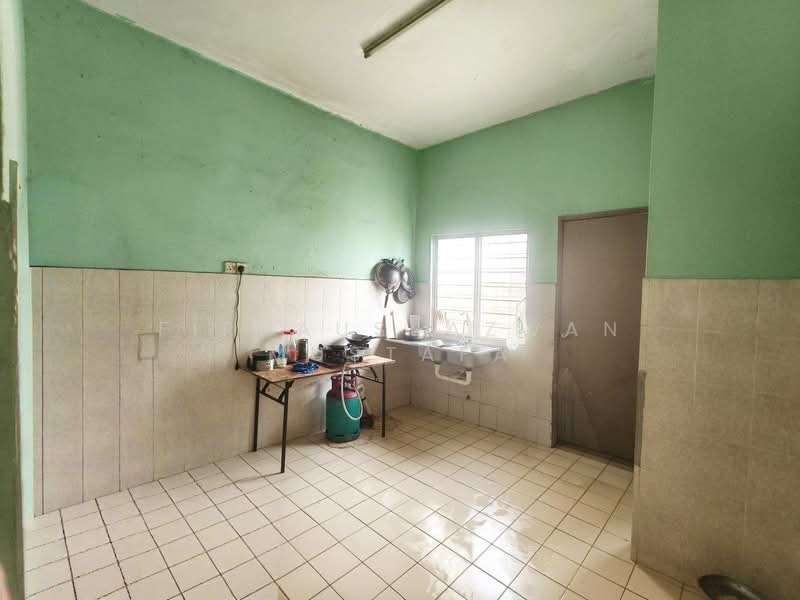 2-storey Terraced House for Sale in Sungai Buloh (Selangor) - Firdaussazwan Mustafa - Kitchen - PropertyGuru.com.my
