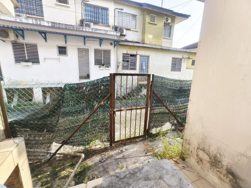 2-storey Terraced House for Sale in Sungai Buloh (Selangor) - Firdaussazwan Mustafa - Exterior - PropertyGuru.com.my