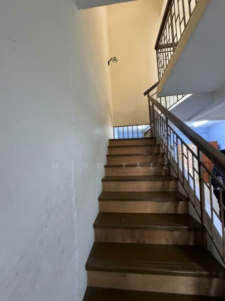 Taman Scientex Pasir Gudang untuk Untuk Dijual - RM 370,000, Mac 2026 - Stairs  - PropertyGuru.com.my
