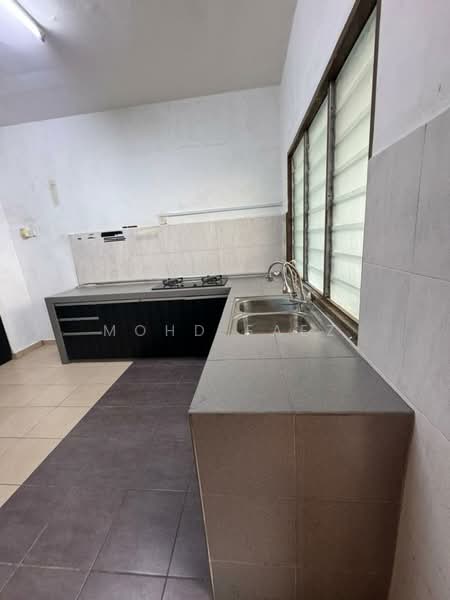 Taman Scientex Pasir Gudang untuk Untuk Dijual - RM 370,000, Mac 2026 - Kitchen - PropertyGuru.com.my