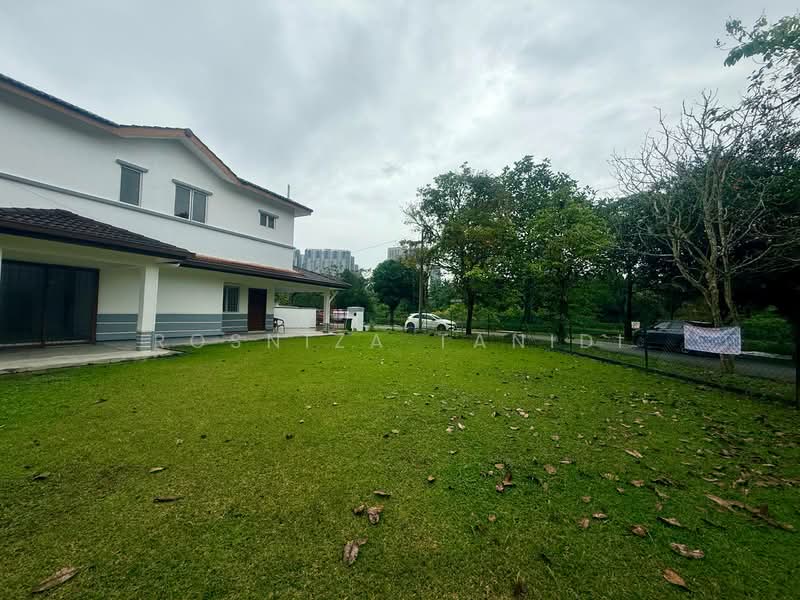 2-storey Terraced House for Sale in Taman Impian Putra (Bangi) - Rosniza Tanidi - Exterior - PropertyGuru.com.my