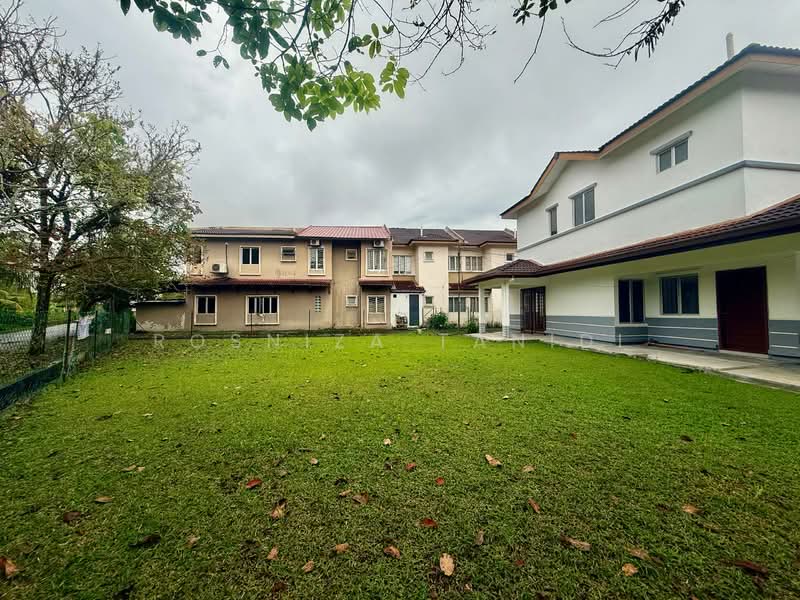 2-storey Terraced House for Sale in Taman Impian Putra (Bangi) - Rosniza Tanidi - Exterior - PropertyGuru.com.my