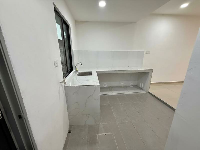 Taman Rinting Tamans Rintings untuk Untuk Dijual - RM 388,000, Feb 2026 - Kitchen - PropertyGuru.com.my