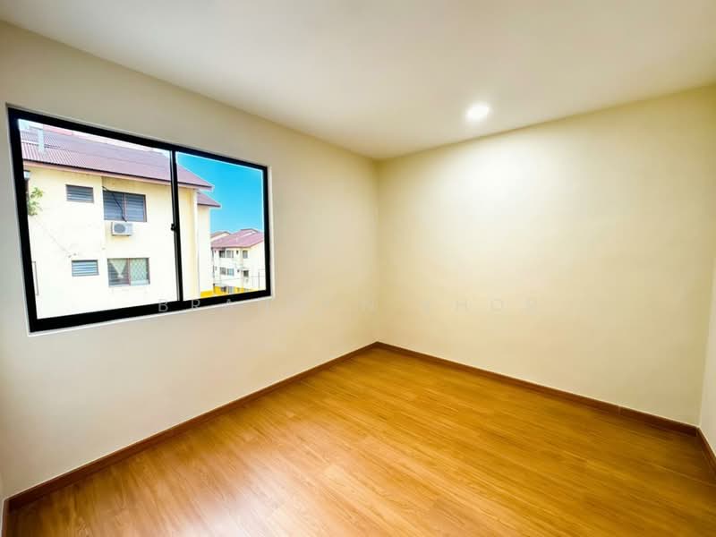 Flat for Sale at Flat Bandar Selesa Jaya @ Jalan Silat Gayong - Brandon Khor - Interior - PropertyGuru.com.my