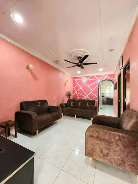 1-storey Terraced House for Sale in Puchong (Selangor) - Zairul Asrah Zulkefli - Living Room - PropertyGuru.com.my