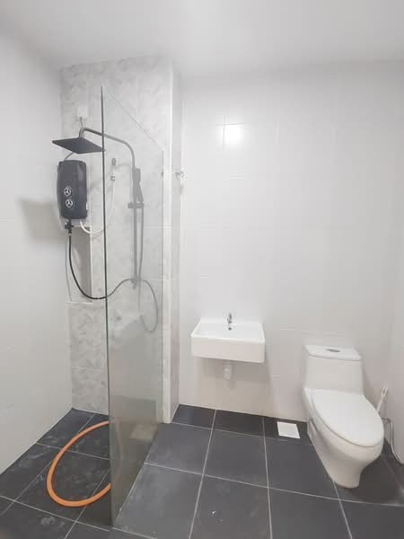 Austin Duta untuk Untuk Disewa - RM 2,800 /bulan, Feb 2026 - Bathroom - PropertyGuru.com.my