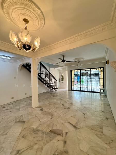 2-storey Terraced House for Sale in Gombak (Selangor) - Hazeman Omar - Living Room - PropertyGuru.com.my