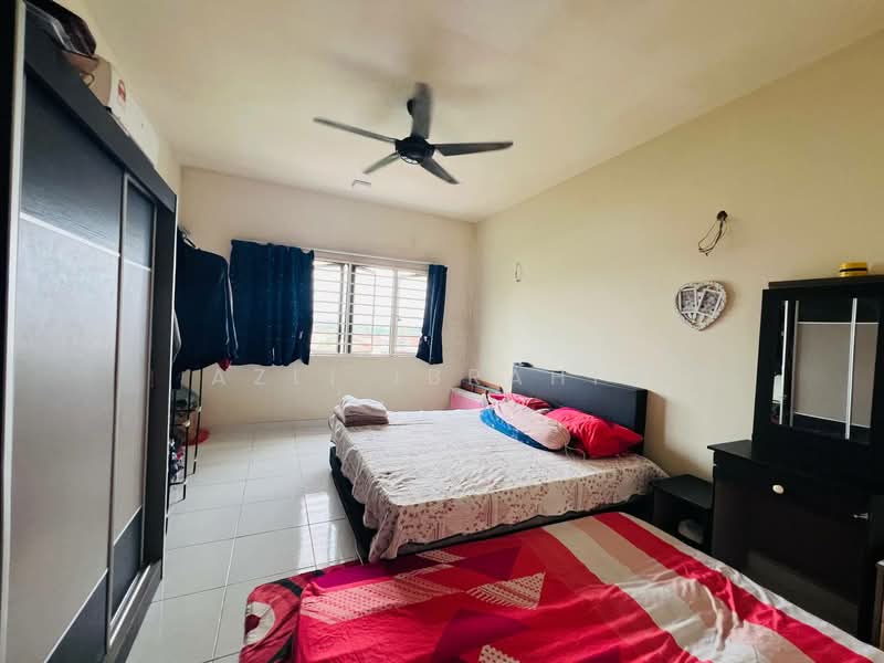 Apartment for Sale at Kristal Villa - Azli Ibrahim - Bedroom - PropertyGuru.com.my