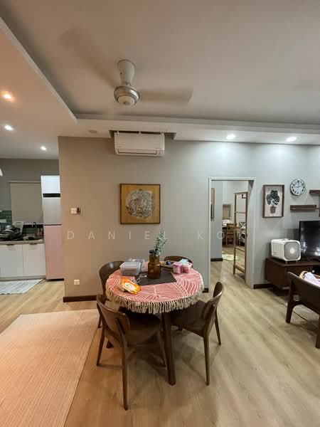 Sky Awani Residensi 3 untuk Untuk Disewa - RM 2,000 /bulan, Feb 2026 - Dining Room - PropertyGuru.com.my
