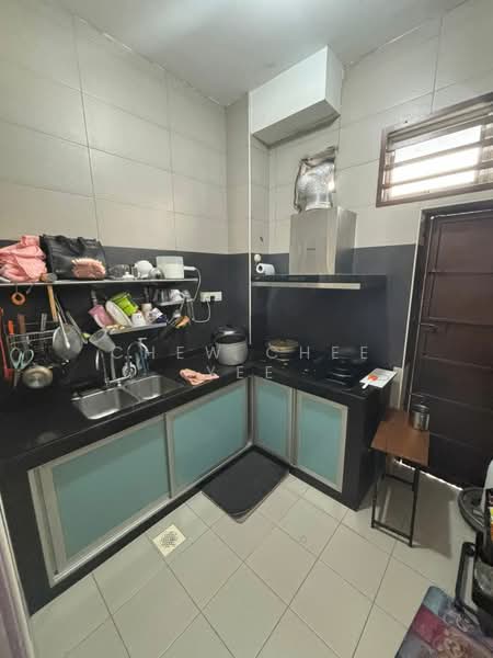 Setia Tropika Setia Tropika Setia Tropikas Setias Tropika untuk Untuk Disewa - RM 3,000 /bulan, Feb 2026 - Kitchen - PropertyGuru.com.my