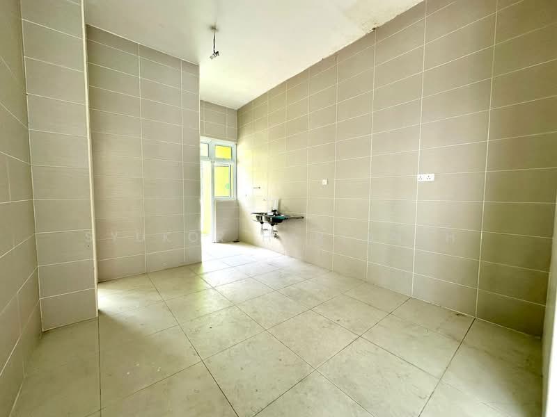Semi-Detached House for Sale in Shah Alam (Selangor) - Syukor Hartanah - Kitchen - PropertyGuru.com.my