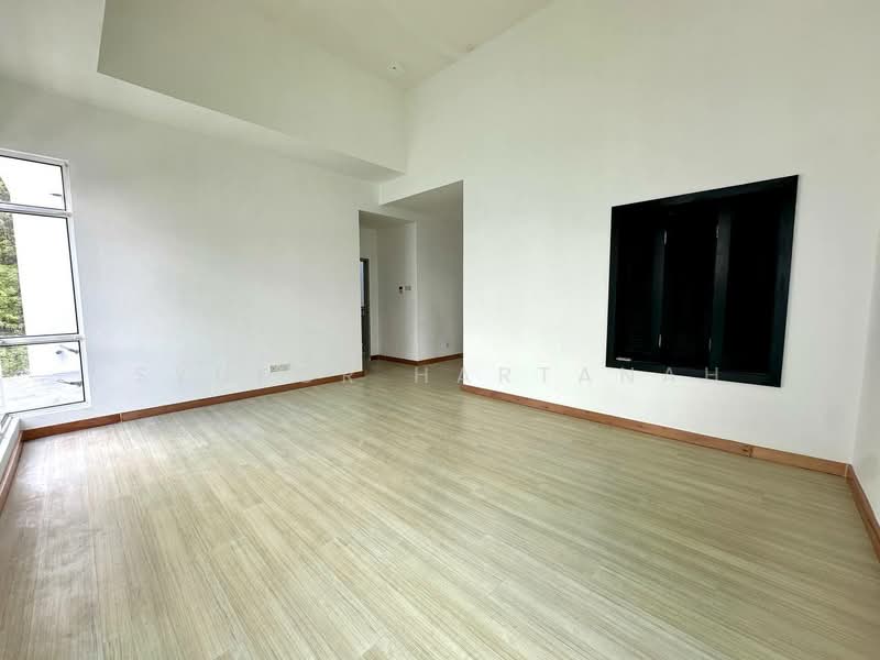 Semi-Detached House for Sale in Shah Alam (Selangor) - Syukor Hartanah - Living Room - PropertyGuru.com.my