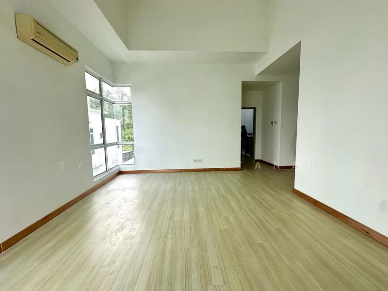 Semi-Detached House for Sale in Shah Alam (Selangor) - Syukor Hartanah - Living Room - PropertyGuru.com.my