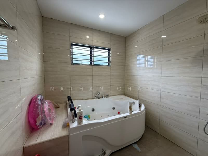 2-storey Terraced House for Sale in Ehsan Jaya (Johor Bahru) - Nathan Chan - Bathroom - PropertyGuru.com.my