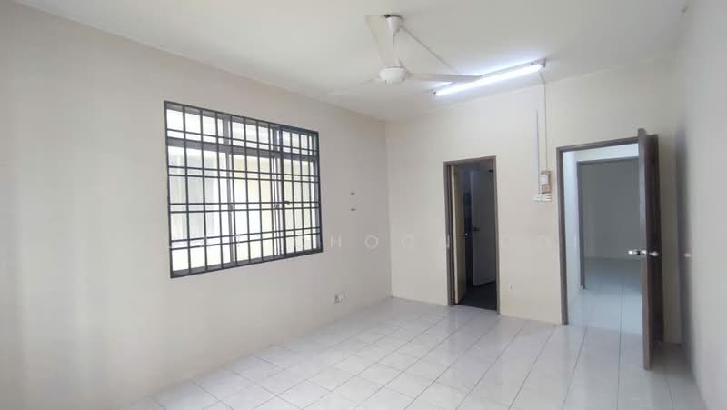 Condominium for Sale at Platinum Hill PV 5 - Guat Choon Ooi - Living Room - PropertyGuru.com.my
