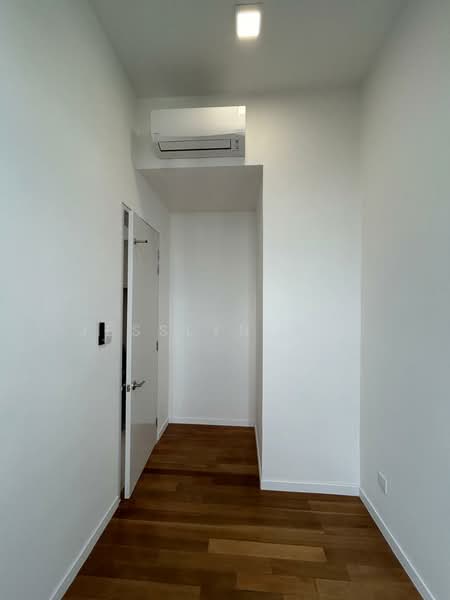 Condominium for Rent at The Maple Residences - Jesslyn Hor - Corridor - PropertyGuru.com.my