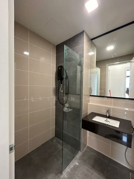 Condominium for Rent at The Maple Residences - Jesslyn Hor - Bathroom - PropertyGuru.com.my